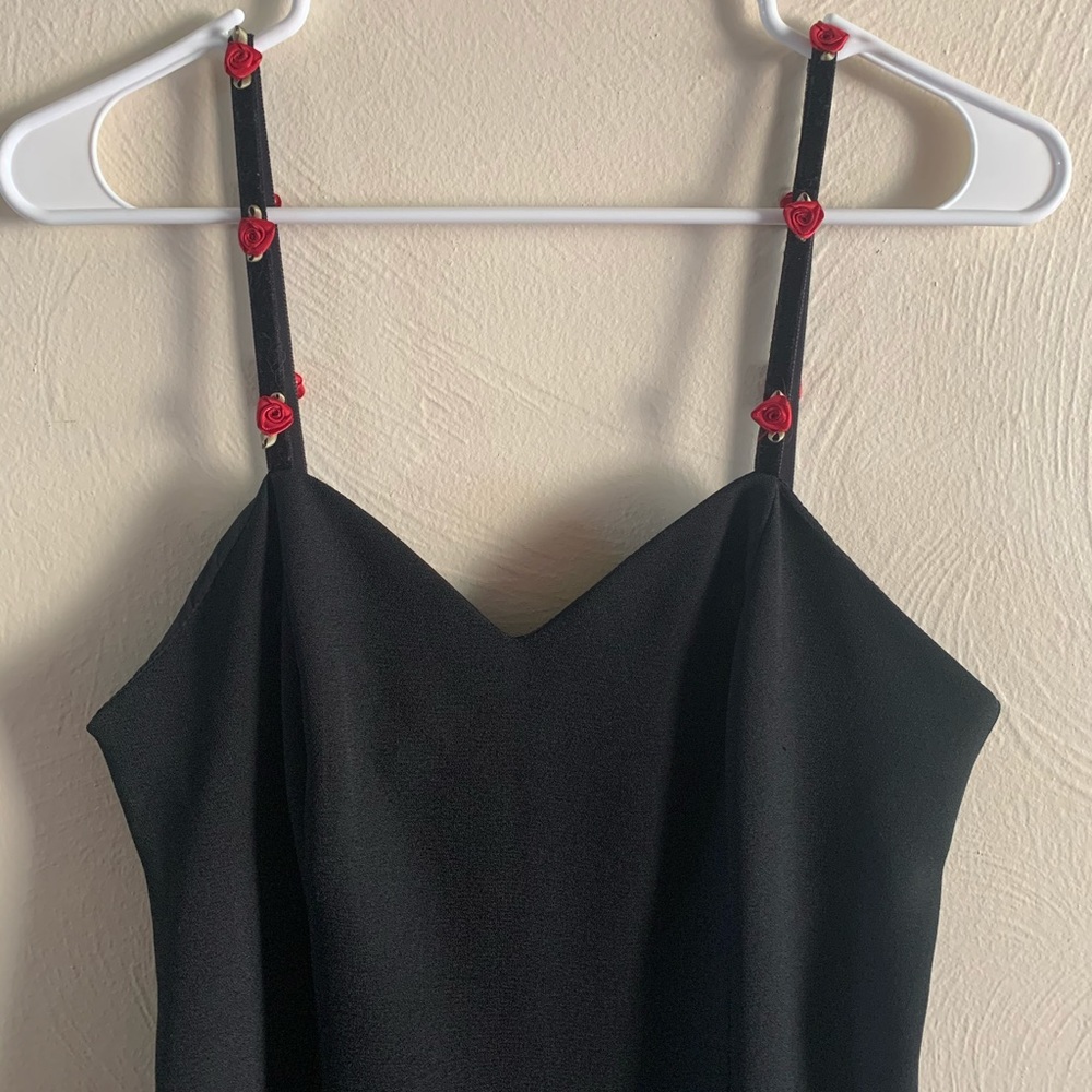 Mini Dress with Rose Bud straps 🌹